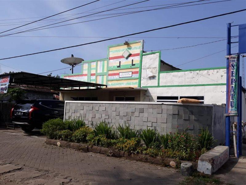 Fortuna Hotel Redpartner Near Exit Tol Paiton Esterno foto