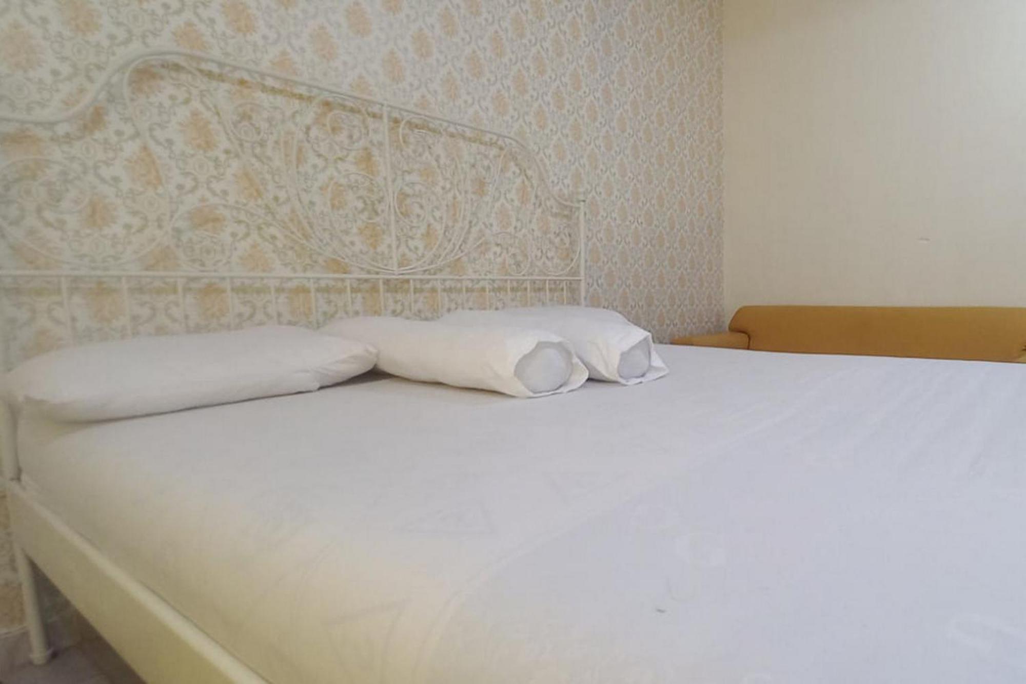 Fortuna Hotel Redpartner Near Exit Tol Paiton Esterno foto