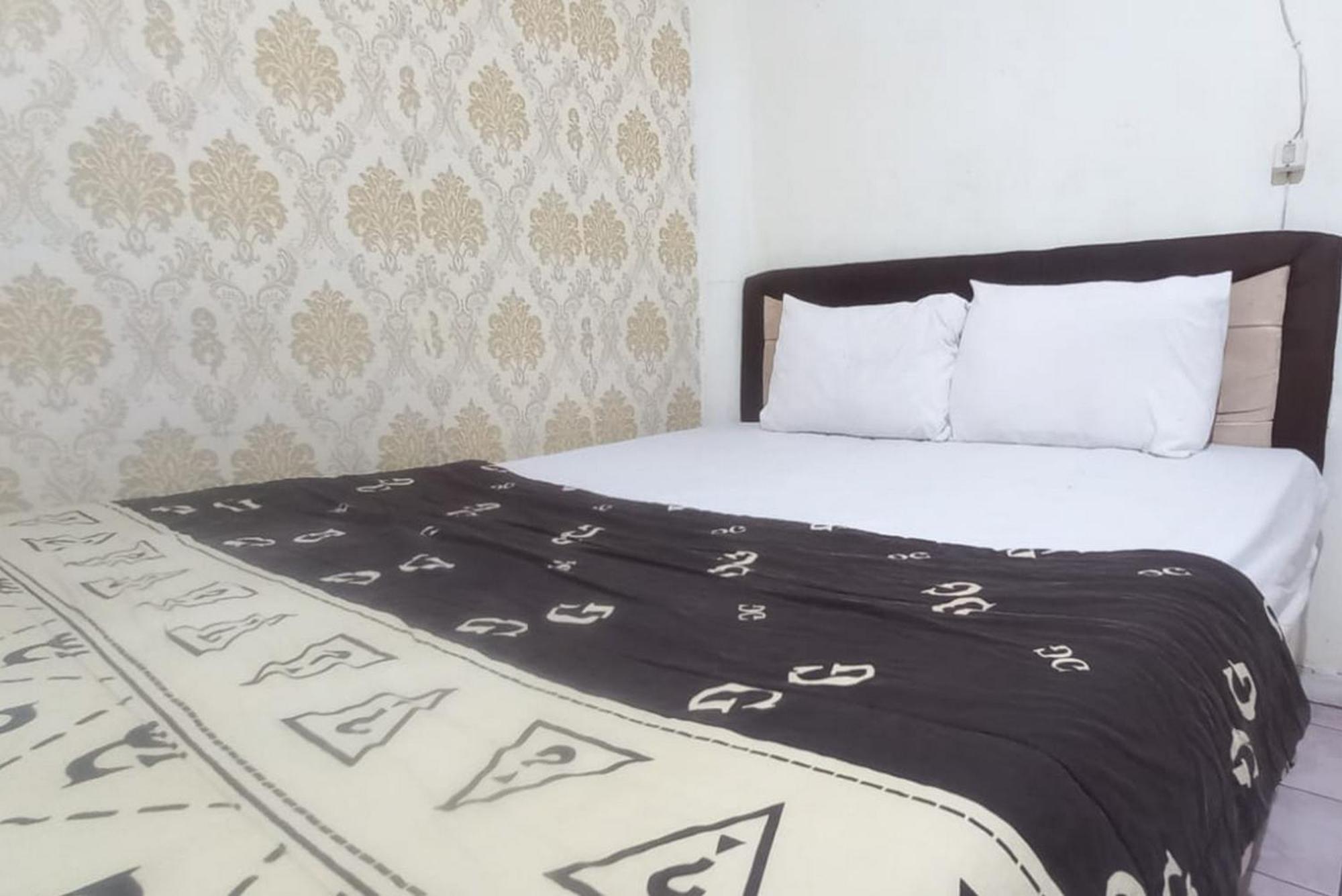 Fortuna Hotel Redpartner Near Exit Tol Paiton Esterno foto